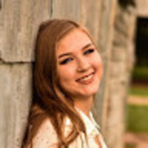 Meet your Posher, Alisha